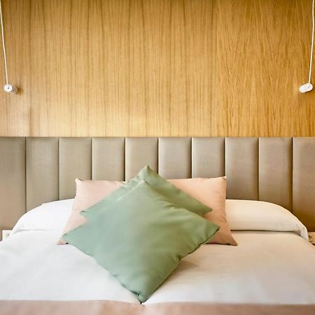 Hostal Pericon كونيل ذي لا فرونتيرا المظهر الخارجي الصورة
